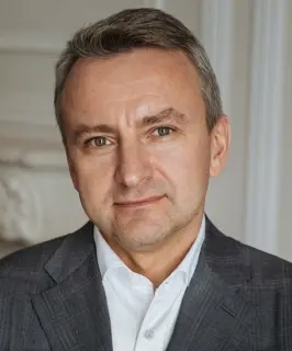 Александр Леднёв, Московская школа управления Сколково: «ИИ – не источник истины: он сокращает время, но не подменяет решение казначея»