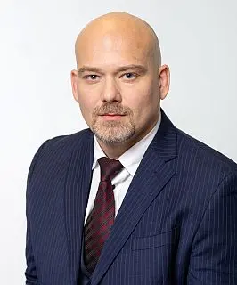 Ярослав Кабаков, «Финам»: «Родитель и преподаватель – это абсолютно разные роли» Ярослав Кабаков, «Финам»: «Родитель и преподаватель – это абсолютно разные роли»