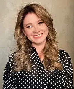 Диана Галеева, «ФомЛайн»: Как разбудить аудиторию (и не дать ей заснуть снова): уроки из книги Артура Большакова