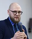Белов