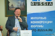 Дмитрий Мильштейн 
Вице-президент по финансам 
Евросеть