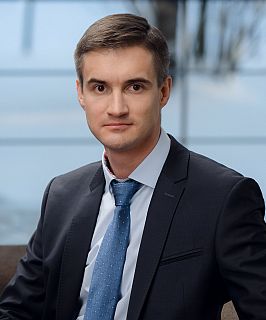Александр Зимин, «Мерц Фарм»: «Благодаря скользящему бюджетированию отклонения от фактических данных сократились с 20% до 5%» Александр Зимин, «Мерц Фарм»: «Благодаря скользящему бюджетированию отклонения от фактических данных сократились с 20% до 5%»